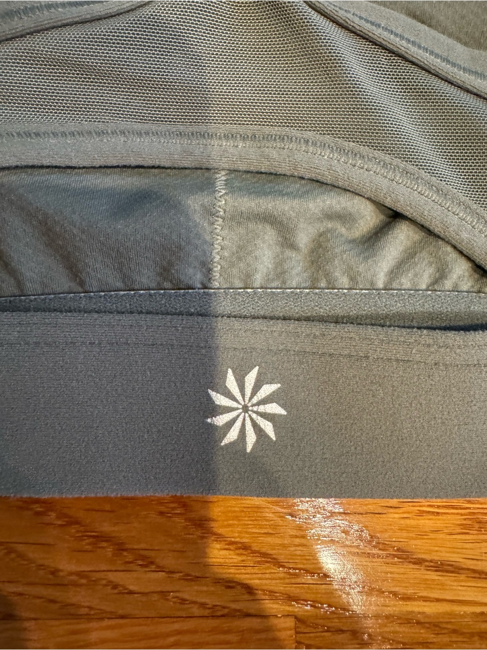 Athleta Vital Sports Bra Green Large - Picture 3 of 5